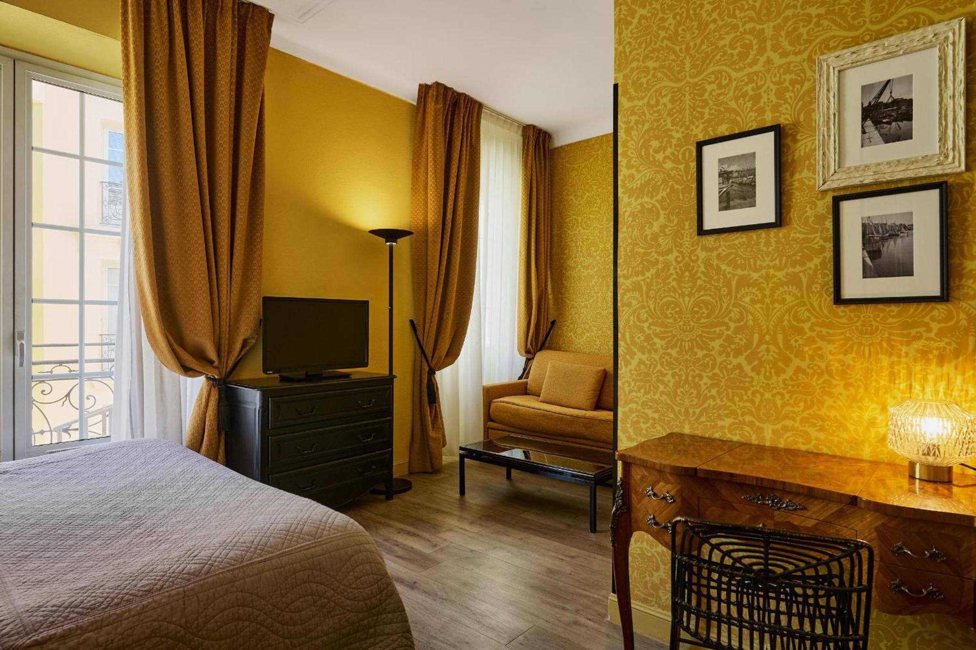 Hotel Le Grimaldi By Happyculture 4*